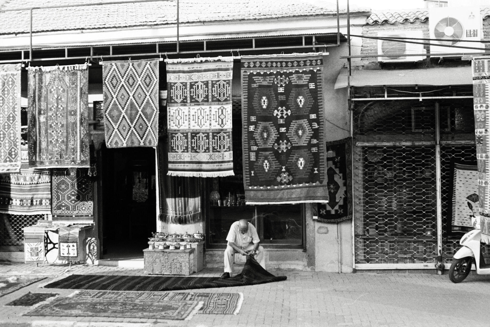 Bergama, Pentax ME Super, HP5 Plus